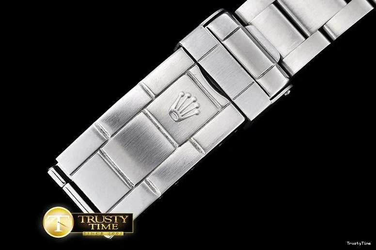 0304 ROLSD061 – SeaDweller UrbanChic 1020